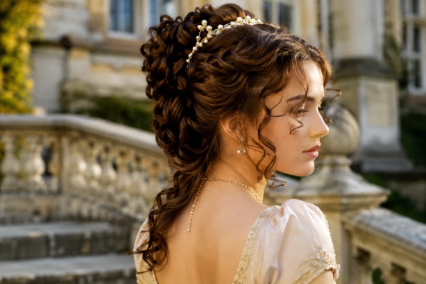Bridgerton Hairstyles Ideas: 25 Regencycore Looks Worth Recreating in 2026